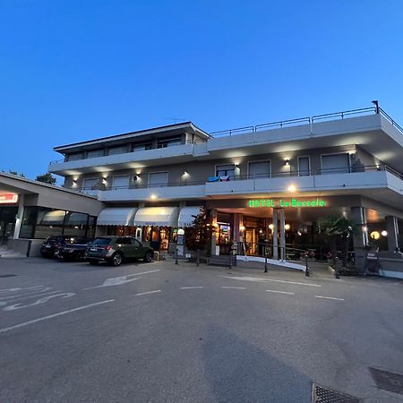 Hotel La Bussola Паденге сул Гарда Екстериор снимка